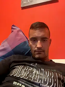 Zelkiaz online show from 11/04/25, 11:52