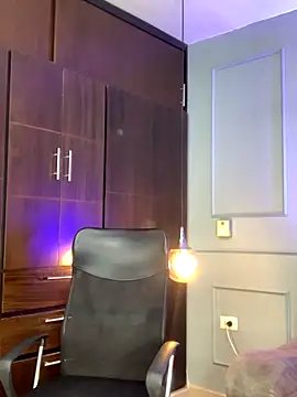 Rose monroee online show from 10/29/25, 07:57