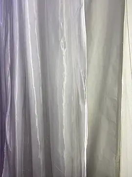 Rose monroee online show from 04/05/26, 07:31