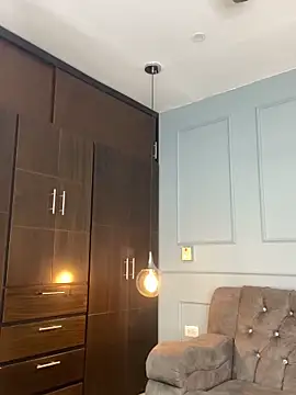 Rose monroee online show from 11/08/25, 07:50