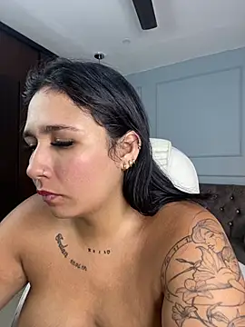 Rose monroee online show from 05/24/26, 07:58