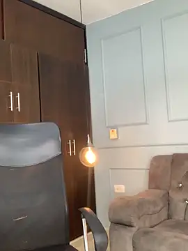 Rose monroee online show from 11/30/25, 12:39