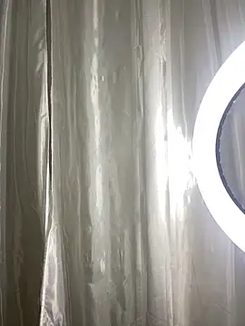 Rose monroee online show from 04/17/26, 07:49