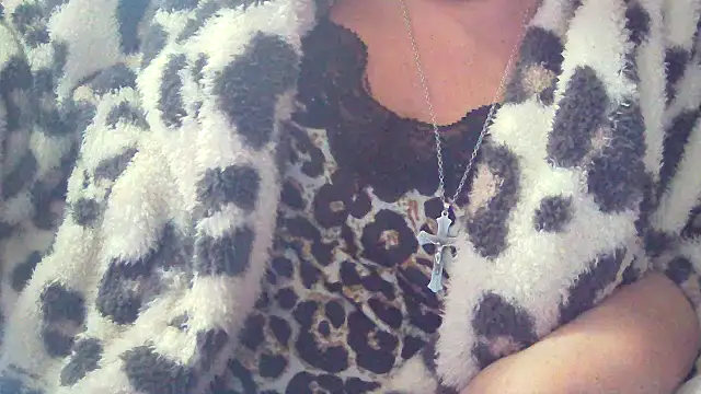 Snapshot of Playful_MILF_Demi chatting on 02/14/26, 11:10 Playful MILF Demi online show from 02/14/26, 11:10