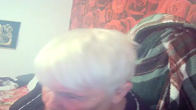 Playful MILF Demi online show from 05/19/26, 08:16