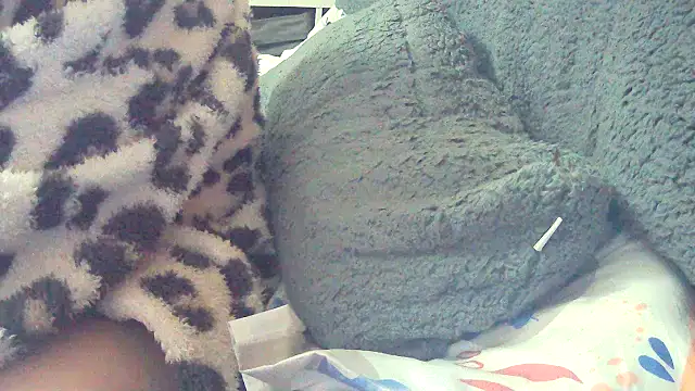 Snapshot of Playful_MILF_Demi chatting on 02/13/26, 06:02 Playful MILF Demi online show from 02/13/26, 06:02