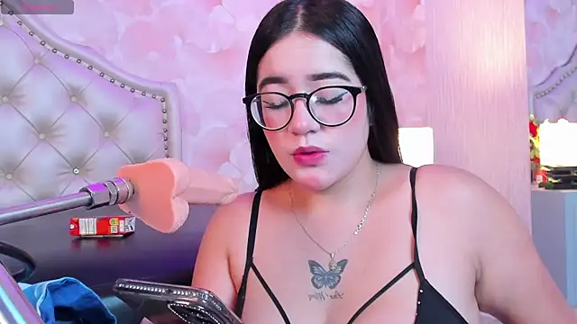 Sophia Valkova online show from 12/16/25, 05:22