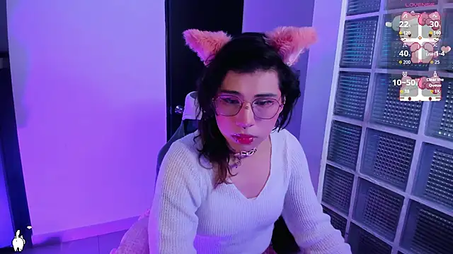 Snapshot of Sweet-SharoKitty chatting on 10/17/25, 07:26 Sweet-SharoKitty online show from 10/17/25, 07:26