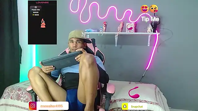 Snapshot of Matias_rangel chatting on 10/15/25, 07:05 Matias rangel online show from 10/15/25, 07:05