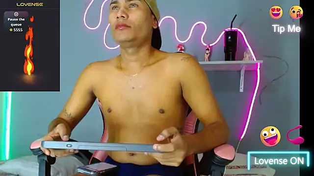 Snapshot of Matias_rangel chatting on 10/09/25, 04:35 Matias rangel online show from 10/09/25, 04:35