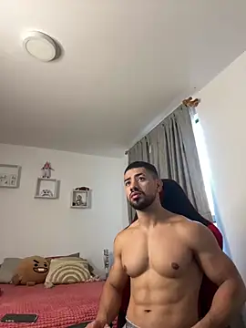 Ezzio Scolaro online show from 11/07/25, 11:26