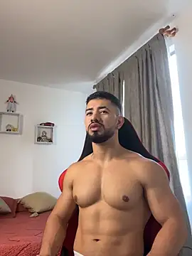 Ezzio Scolaro online show from 02/19/26, 01:19