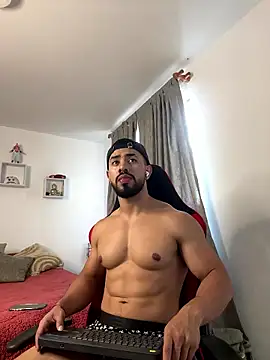 Ezzio Scolaro online show from 01/14/26, 09:18