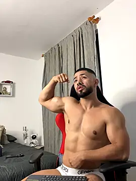 Ezzio Scolaro online show from 10/24/25, 12:20