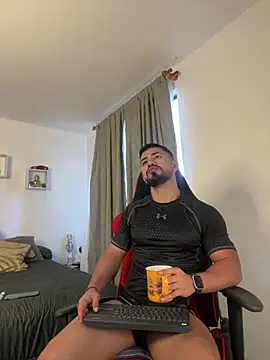 Ezzio Scolaro online show from 03/22/26, 10:44