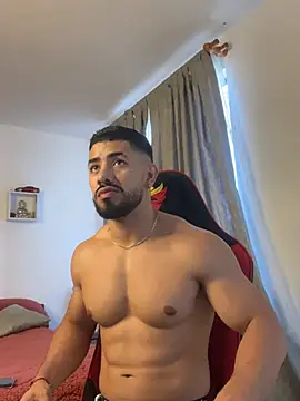 Ezzio Scolaro online show from 01/17/26, 08:12