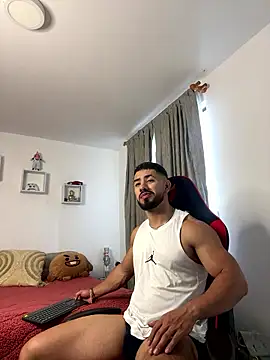 Ezzio Scolaro online show from 01/16/26, 07:51