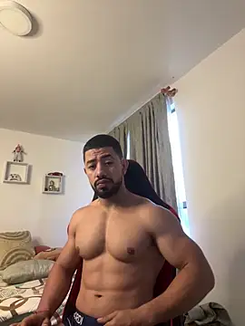 Ezzio Scolaro online show from 12/22/25, 12:05