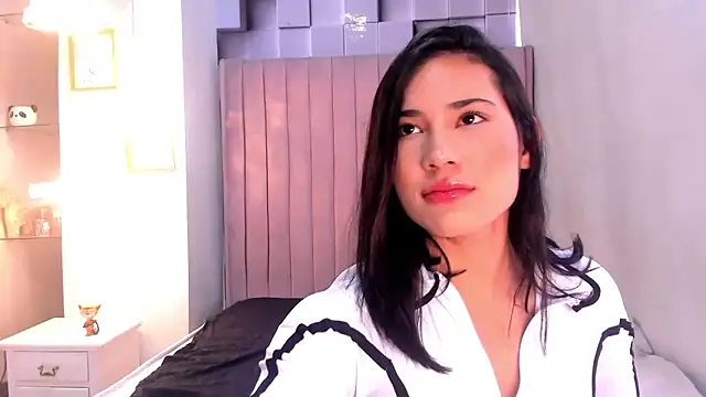 GeorginaFit online show from 11/22/25, 07:46