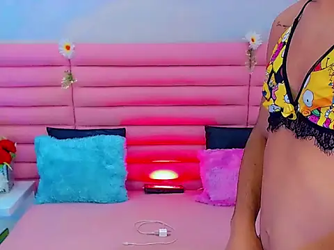 miss dania75 online show from 11/12/25, 04:22