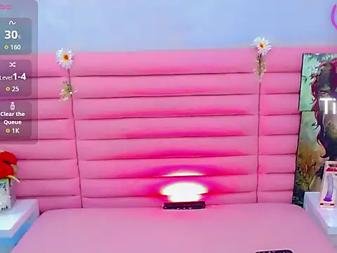 miss dania75 online show from 11/05/25, 03:48