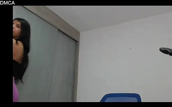 Snapshot of Jade-66 chatting on 10/05/25, 11:39 Jade-66 online show from 10/05/25, 11:39