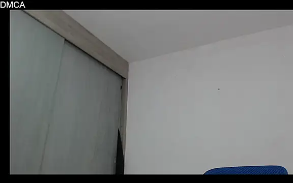 Snapshot of Jade-66 chatting on 10/12/25, 12:23 Jade-66 online show from 10/12/25, 12:23