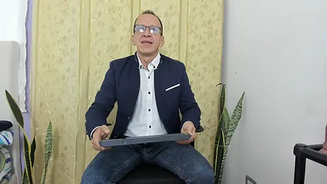 Snapshot of _axelking_ chatting on 04/17/26, 11:35 axelking online show from 04/17/26, 11:35