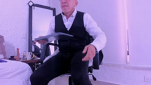  axelking  online show from 02/09/26, 11:41