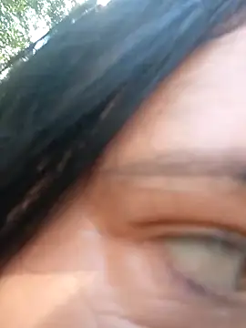 Bella 862 online show from 10/15/25, 09:28