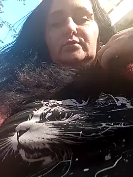 Bella 862 online show from 11/18/25, 11:24