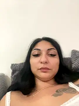 bia900bianca online show from 10/22/25, 04:28