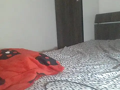 Snapshot of bia900bianca chatting on 03/01/26, 06:30 bia900bianca online show from 03/01/26, 06:30