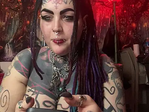 nyxvelon online show from 12/18/25, 09:07