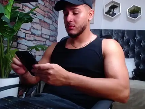 jasonshaw25 online show from 12/19/25, 08:00