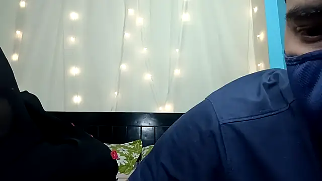 horny milf couple online show from 03/11/26, 06:18