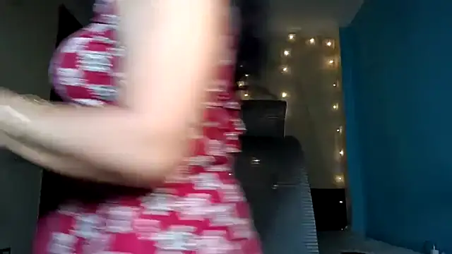 horny milf couple online show from 04/11/26, 05:38