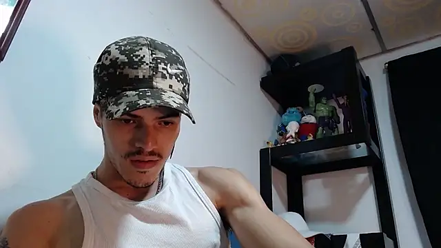 Snapshot of imsammytop chatting on 11/04/25, 01:04 imsammytop online show from 11/04/25, 01:04