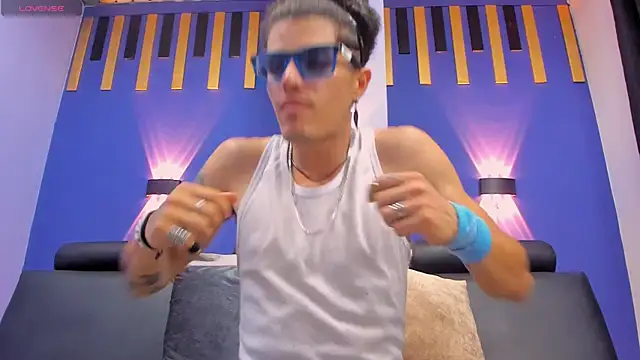 Snapshot of imsammytop chatting on 10/24/25, 11:20 imsammytop online show from 10/24/25, 11:20