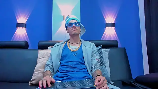 Snapshot of imsammytop chatting on 10/30/25, 11:19 imsammytop online show from 10/30/25, 11:19