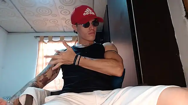 Snapshot of imsammytop chatting on 03/22/26, 01:12 imsammytop online show from 03/22/26, 01:12