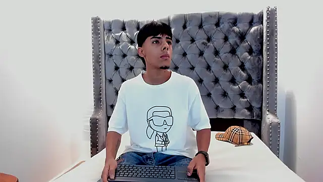 JACCOCK 4 online show from 10/28/25, 04:13