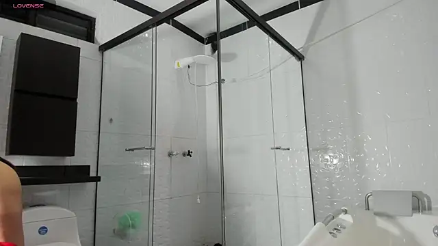 jilary  clinton online show from 01/07/26, 02:16