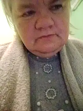 LusiyaGold5 online show from 11/20/25, 10:31