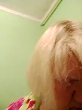 LusiyaGold5 online show from 10/15/25, 11:35