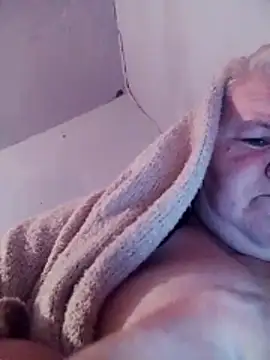 LusiyaGold5 online show from 11/17/25, 09:19