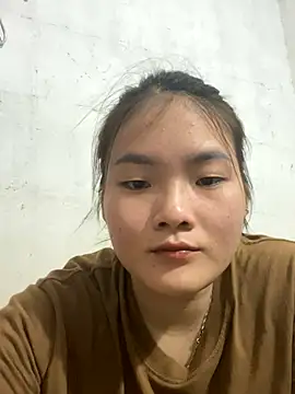 Snapshot of Beautiful-light22 chatting on 10/05/25, 04:20 Beautiful-light22 online show from 10/05/25, 04:20
