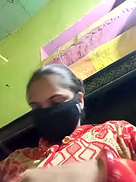 Mm punam online show from 10/31/25, 02:57