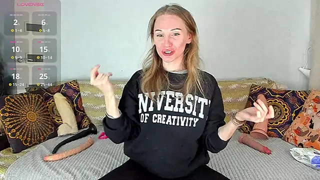 Amalia Mio online show from 04/17/26, 10:18