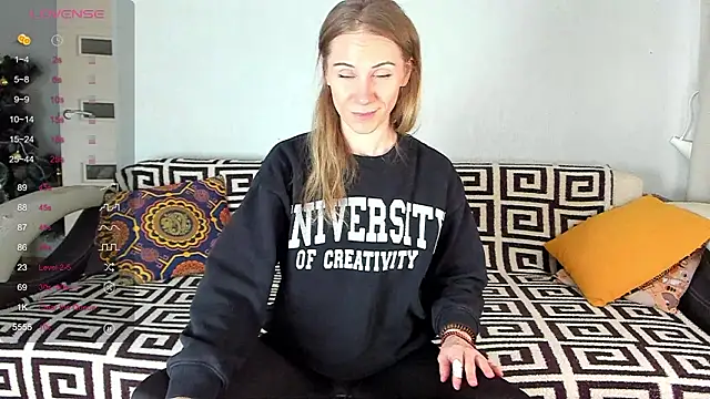 Amalia Mio online show from 03/19/26, 08:25